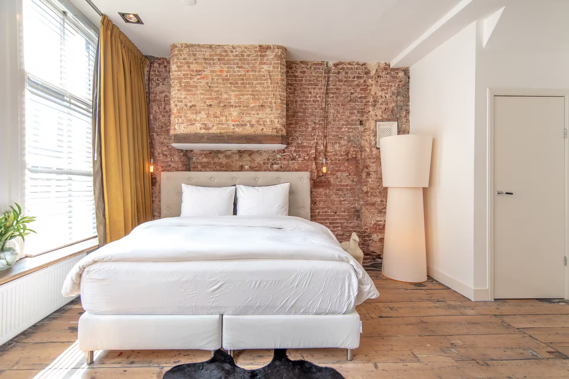 Double Fun Wolvenstraat 16 — interieur foto 2 van 24