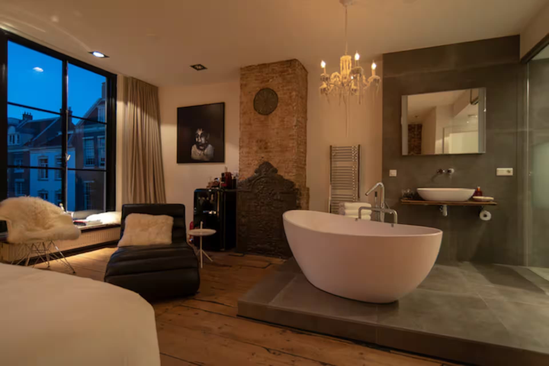 Love Suite Wolvenstraat 16 — interieur foto 19 van 31