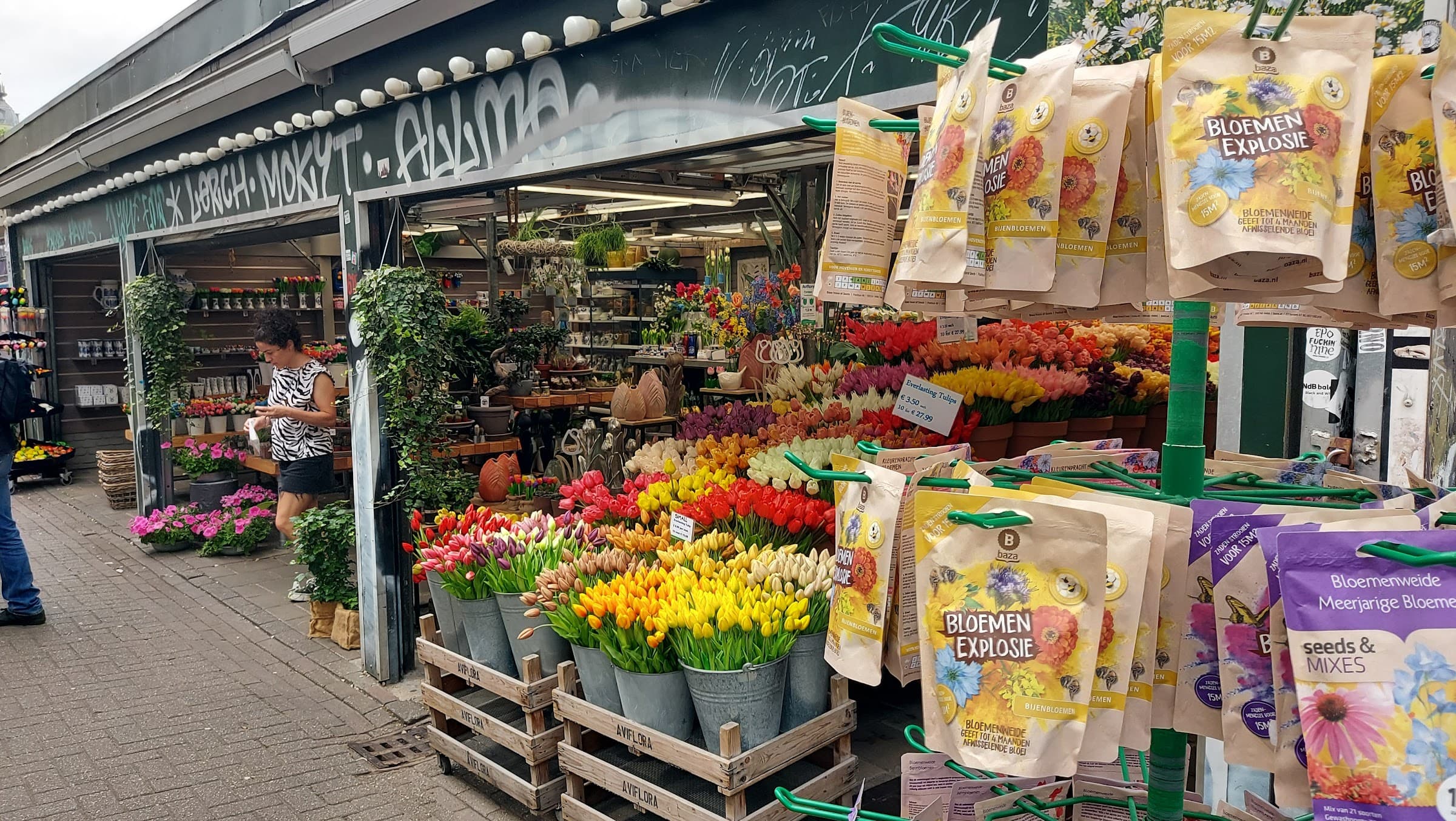 Bloemenmarkt Singel — Must-do in 9 Straatjes Amsterdam